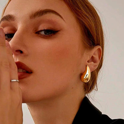 Aretes Teardrop Dorotea Aretes