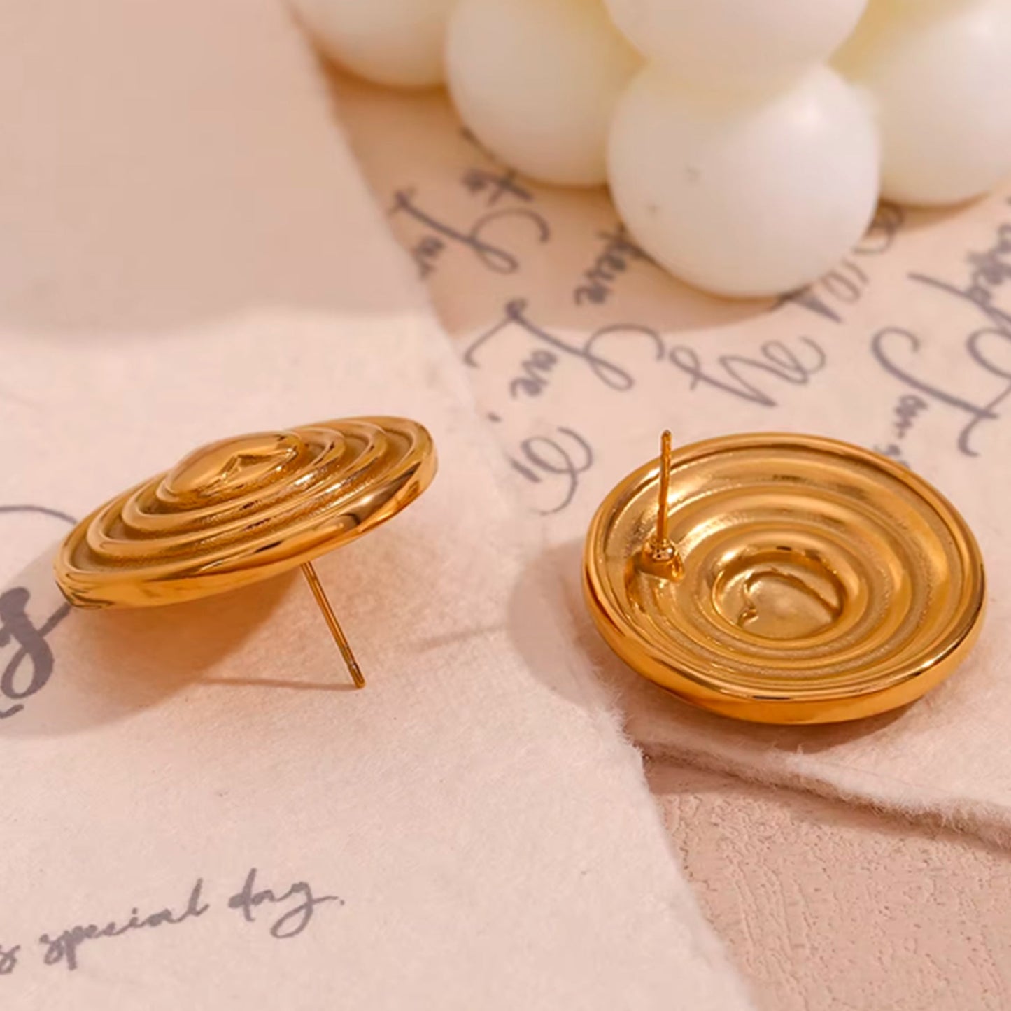 Aretes Love Shield - Dorotea - Aretes